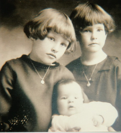 Doyle, 8, Ardis, 5, Geo W. Derry, Jr (3 month)